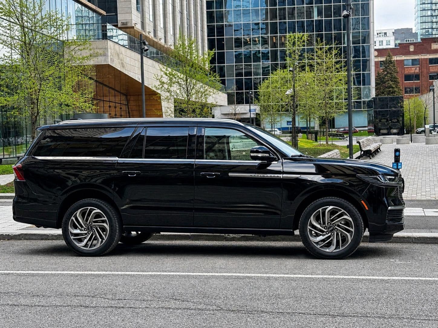 Lincoln Navigator